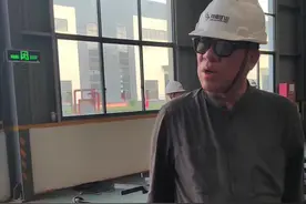 我的员工我来宠 河南长垣这个企业的老板真宠员工，中秋节见员工加班，心疼的大吵管理人员，并给现场员工发一千元！宠员工的天花板！#崔培军 #崔培军河南人的骄傲 #长垣视频封面