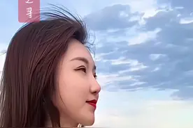 母亲的守望永远在心间 #草原歌曲 #歌声带着浓厚的草原味道 #蓝天白云绿草地