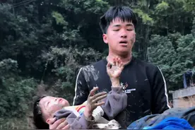 这个鱼塘是我童年的一道风景线，荒废了好几年了，我决定重新修整一下，在我弟弟的帮助下让他重新焕发生机。#三农 #农村 #记录真实生活 #乡村生活 #大山里的生活