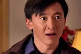 丈夫将上大学的机会给了妻子结果妻子毕业后瞧不起丈夫视频封面