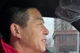 流浪猫“路路”钻进车底，决定带回梦想之家…#柏剑和孩子们的🏠视频封面