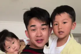 #单亲奶爸 #离婚的男人 纵使千万身家 也抵不过一家人在一起开心的那一瞬间。视频封面