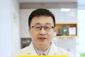 一支药膏处理三种脚气？皮肤科医生分享常备药#脚气 #盐酸特比萘芬凝胶 #脚痒 #烂脚丫 #男性用药