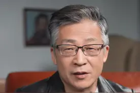 圣诞节怎么是假的，耶稣是冬天出生的。圣经也语焉不详。#圣诞