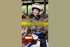 明明是大网红还说不是😳我也来分享今天早上断桥残雪亭边网红的高光时刻🔥#杭州交警 #李语蔚 #又美又飒视频封面