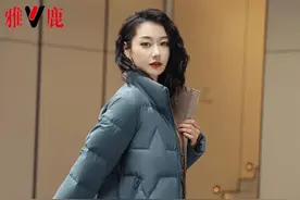 V/雅鹿YH501W02310中老年短款羽绒服女士2023秋冬新款保暖外套视频封面