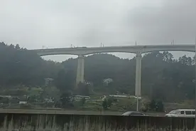 k508贵阳-北京西，贵阳北站通过，去往修文县方向
