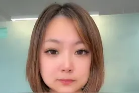 公司招用残疾人，帮残疾人购买社保五险。 每年最高可减免十万税额 ，这就是残疾证免交残保金，所以你了解残疾证的用处吗？#残疾证补助政策 #残疾证有什么用 #残疾人 #残保金 #残疾人补贴视频封面