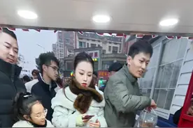 90后小伙在县城摆摊卖卤菜的第524天 #胡师傅大锅卤菜 #摆摊日记 #内容启发搜索