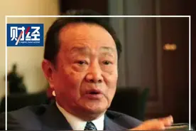 郭鹤年哽咽回忆母亲的告诫：“不能做奸商”、“粮食是老百姓用的，不能多赚”。视频封面