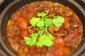 今天做了闽南羊肉煲 这样做的羊肉没有腥味，很入味很好吃呀#羊肉煲#冬季食谱