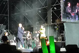 #汪明荃演唱会现场视频视频封面