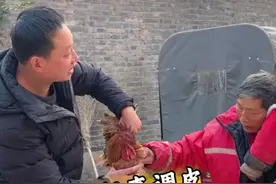 三行和我老表玩，妮娃吃醋了！ #我的乡村生活 #抖音记录农村生活 #农村生活 #农村日常 #记录真实生活视频封面