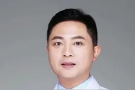 耳廓红肿竟然是风湿病惹的祸  #耳廓 #风湿 #医学科普 #医生