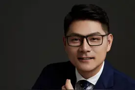 #如何看待幼儿园关闭潮 #幼儿园 幼儿园关闭潮比想象当中更加迅猛，而大学却在扩招视频封面