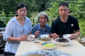 每一粒种下的豆子都是对大自然的信任 ，也是对辛勤耕耘的一份承诺 #记录真实生活 #新农人计划2024 #农村视频封面