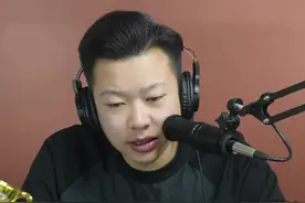 年前的事，提新车时发现多处剐蹭。最终在连线当天下午双方达成一致：更换原厂保险杠+现金补偿一万+赠送侧踏板+终身店总常规保养7折权益！#新车 #买车那点事儿 #内容启发搜索