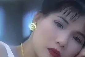 #怀旧金典老歌 情歌皇后韩宝仪金典歌曲《无聊的游戏》表达了爱情中的虚伪与互相欺骗，揭示关系中的疏离与伪装#无聊的游戏韩宝仪 #一首歌一首回忆