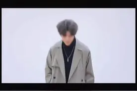 蔡徐坤唱跳rap打篮球鬼畜版#只因你太美 #唱跳rap篮球 #酷男孩视频封面