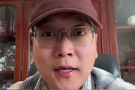 其实真的很想讨论一个问题，为什么会有不少人对于里夫斯有很大的偏见？就事论事，他的确有天赋不足防守端的缺陷，但这些偏见显然是超范畴的 #里夫斯 #湖人战胜灰熊视频封面