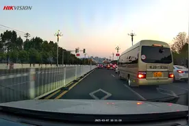 几年以后我开着车，你坐在副驾 听着我们喜欢的歌一起回家#随拍