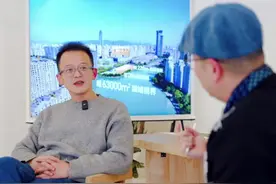 东哥有约，房开营销总每天都在干什么。#人物采访 #楼市 #鹭湖营销总监 #裘志挺视频封面