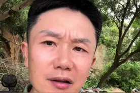 商家卡餐骑手有其他订单到底该不该去送？ #外卖小哥 #第一视角 #内容太过真实 #权益保障 #黑骑士更专业的外卖车