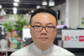 知名作家李娟气得编不出标题！始祖鸟烟花秀到底错在哪？#李娟批始祖鸟#烟花秀争议#高原生态讨论