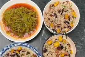孕检是真麻烦，撇婆娘起来的又迟，害得一天还没弄完。最近就是吃板栗的季节，弄来做个板栗蒸饭吃起来简直安逸的很#我的乡村生活 #农村美食 #醉美留坝我来晒