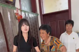 今天这个女生长得挺漂亮的，个头也高，也不知道对方能不能看得上我…#相亲 #容声方糖505冰箱