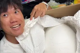 这可能是1000以内最有诚意的跑鞋包装了！ #跑鞋测评 #超轻碳板跑鞋视频封面