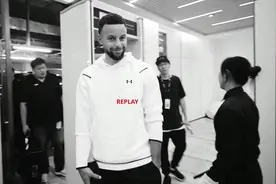 库里社交媒体近期更新的中国行纪录片
#库里 #库里中国行 #nba