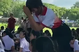 泰国魔性舞 奇怪舞蹈看泰国#泰国魔性舞 #泰国文化风情 #泰国舞蹈最火抖音 #气氛组就位 #帕猜察茶视频封面