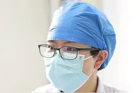 身上突然出现小红点别不当回事或是大病预警信号.mp4#健康 #中医 #科普视频封面