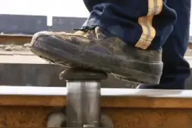 火车轨道上的减速顶，你见过吗？#冷知识 #有趣的知识又增长了 #科普 #火车视频封面