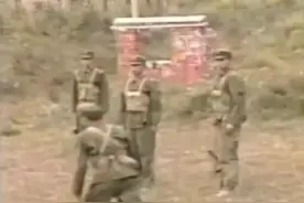 红领章，绿军装，半蹲马步斜端枪，最强一代单兵王。#致所有当过兵的战友视频封面