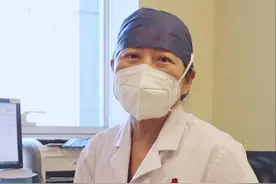 冬季居家，孩子鼻屎多，老挖鼻孔，有时还流鼻血。造成这种情况的原因是什么? 如何缓解和治疗? #健康科普  #鼻屎多   #挖鼻孔  #流鼻血   #鼻腔干燥  #挖鼻孔的小朋友视频封面