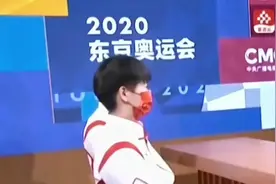 能和巴赫交换“pin”的大概也只有莎莎了吧？👍👍#孙颖莎 #乒乓球视频封面