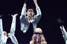 这首歌黄霄雲唱 才是最强女版！ #烟火里的尘埃 #黄霄云视频封面