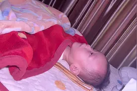 三十几岁的我，每天带着不能自理的女儿，不甘如此，却无能为力视频封面