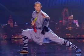 中国少林小和尚十八般武艺用传统功夫征服了所有老外 #少林功夫 #中国力量 #战斗力爆表