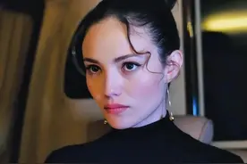 顶级霸总CEO&初级小白花上演极限拉扯#电影#告诉我你想要什么视频封面