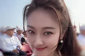 受邀现场观礼九三阅兵，倍感荣幸～生在中国 是最骄傲的事 #九三阅兵 #王小玮