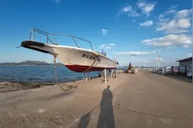 来到长岛庙岛，享受清澈的海水，远望归航的渔船。#上热门