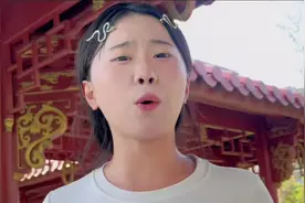 上门女婿要回老家被阻拦，一家之主不在就没了经济来源。视频封面