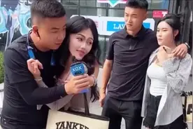 #上热门🔥 #搭讪 #看一遍笑一遍 #幽默段子 #户外视频封面