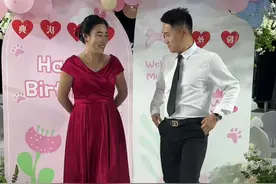 知道我们干嘛吗，来直播间！视频封面