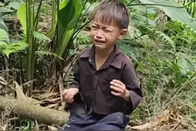越南阿凯 阿凯没找到弟弟和边防大哥，终于忍不住崩溃大哭了起来#越南 #农村生活 #纪录片视频封面
