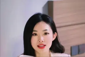 金价“过山车”，黄金快从避险资产变成风险资产了 #经济学知识看世界 #掘金计划2025视频封面