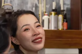 男人也会偷偷流眼泪，男人也会默默地崩溃。